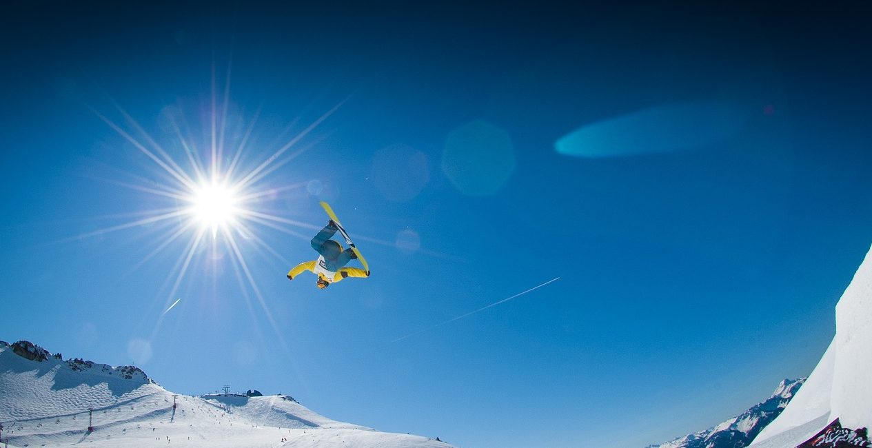 big air, snow, snowboard